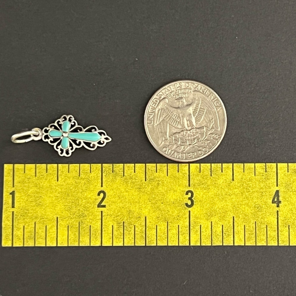 Vintage Native American Sterling Silver Turquoise Cross Pendant - Picture 6 of 7